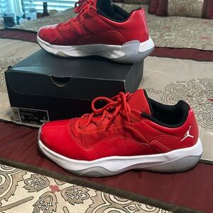 Air Jordan 11 CMFT Low
